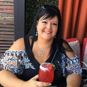 Meet your Posher, Marie-noelle